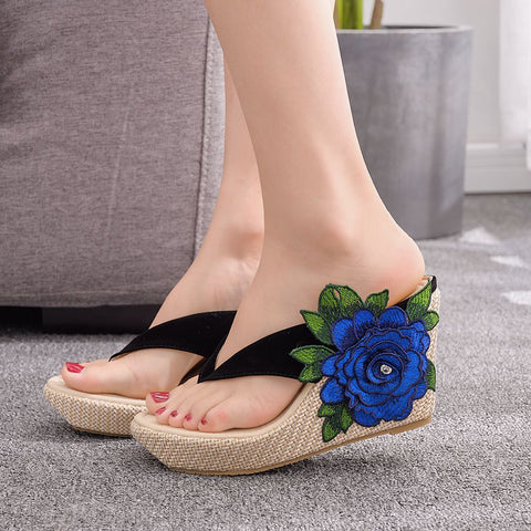 Embroidered Flower Large Size Waterproof Platform Sandals