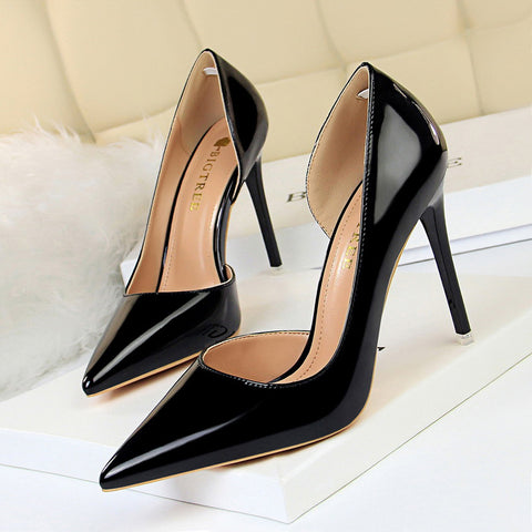 Simple Stiletto Metal Low-cut Pointed Toe Women's Shoes