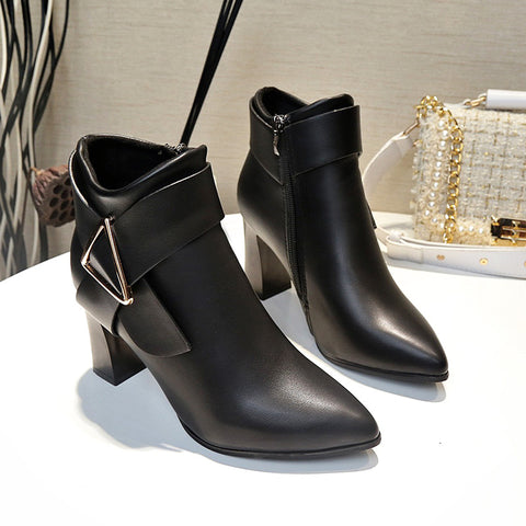 Women's Short Tube Metal Decorative Side Zipper Boots