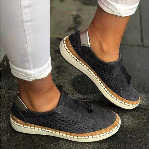 Atractivos zapatos de mujer Hollow Slip-on con borlas de una sola capa