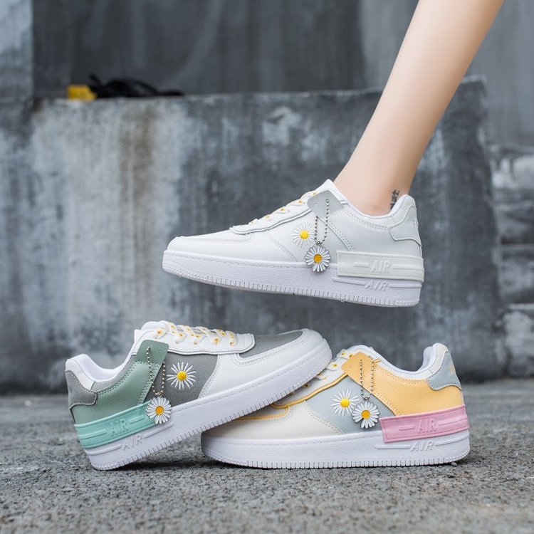 Women's Daisy Board Fashionable Breathable Style Air Sneakers