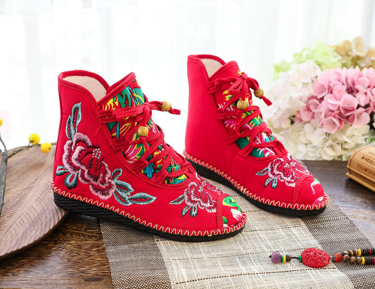 Women's Flat-heeled Lace Up Short Ethnic Style Boots