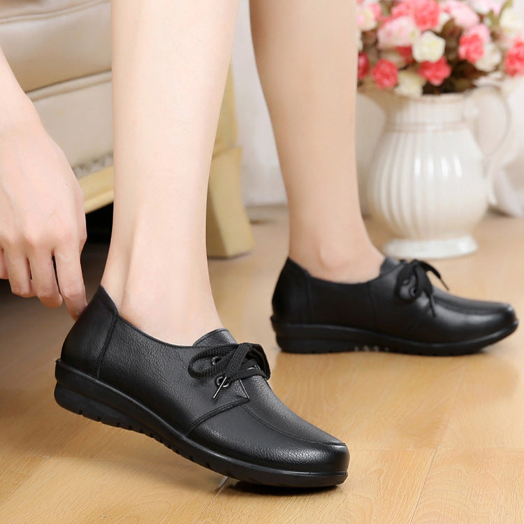 Versatile Women's Soft Bottom Cowhide Flat Casual Shoes