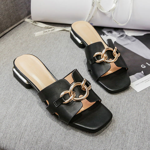 Women's Outer Wear White Flat Bottom Fashion Large Sandals