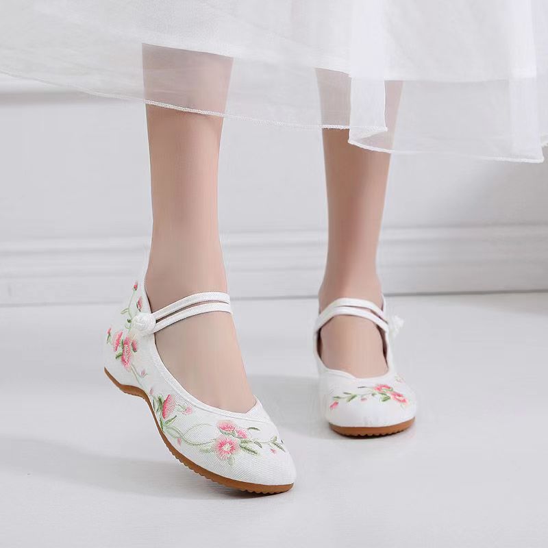Women's Dream-chasing Hanfu Dance Matching Chinese Style Canvas Shoes