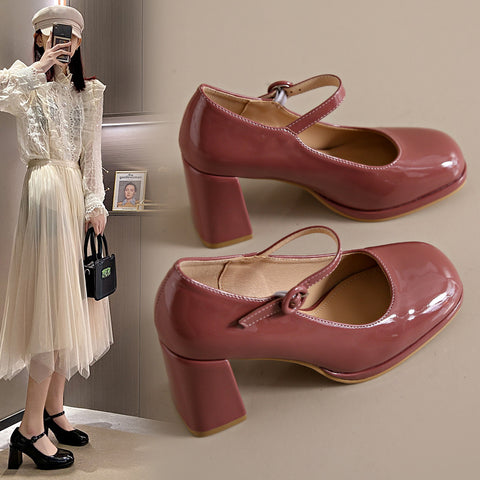 Zapatos de tacón de tacón rojo de moda profesional de primavera para mujer