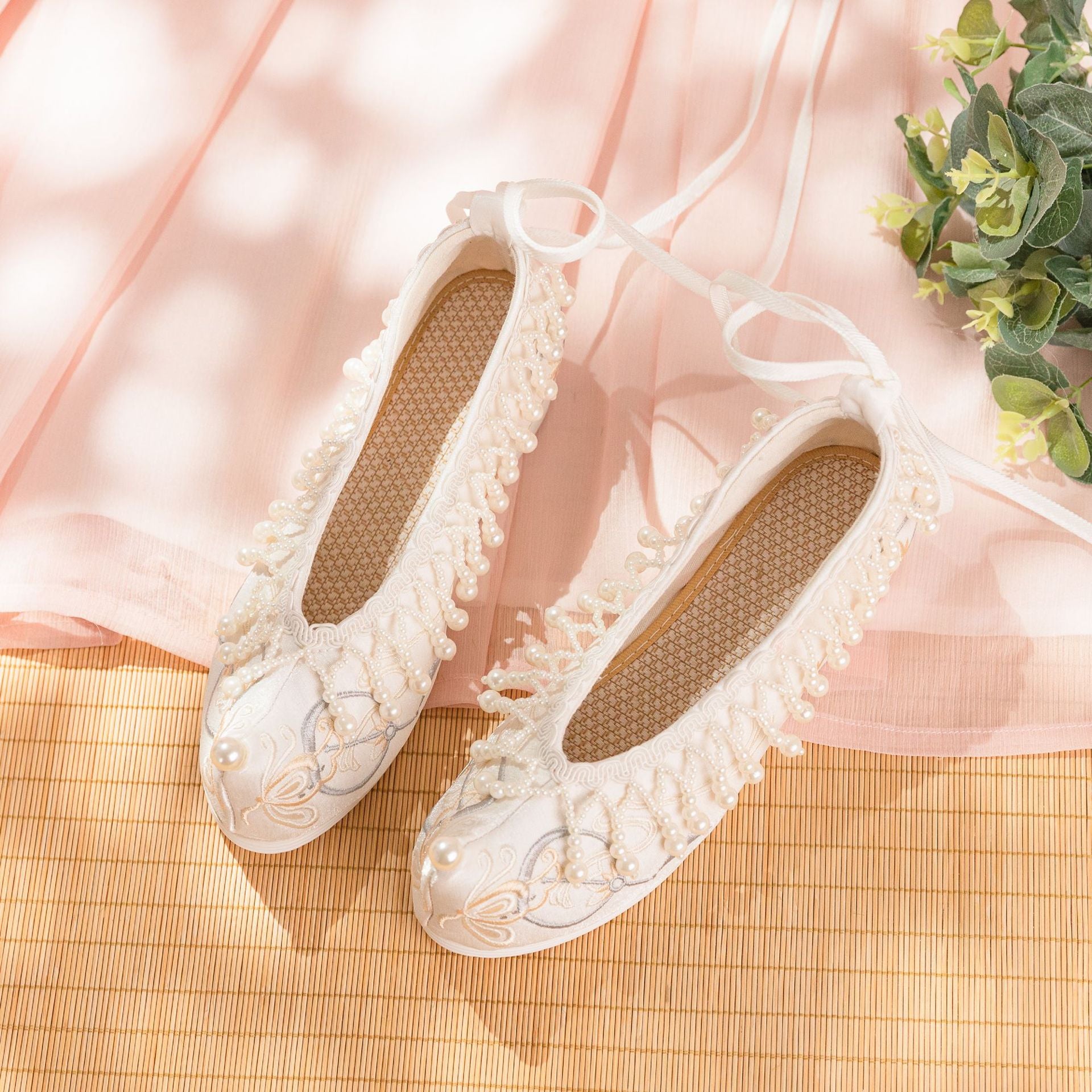 Women's Wedding Chinese Bride Sedan Xiuhe Old Canvas Shoes