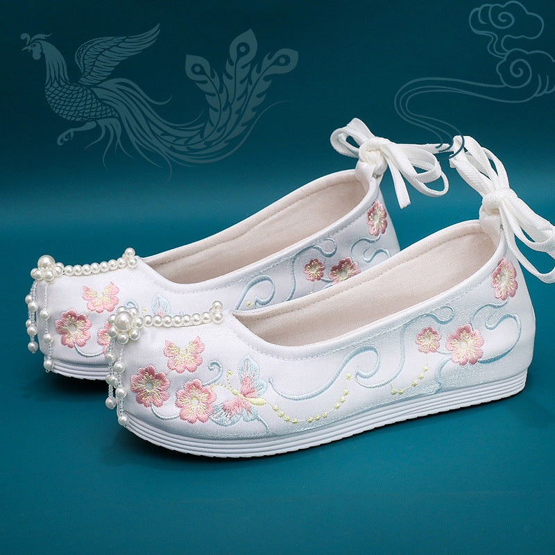 Women's Ethnic Style Retro Wedding Old Beijing Canvas Shoes