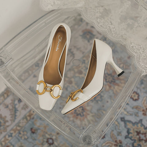 Chaussures pour femmes de style français avec boucle brevetée