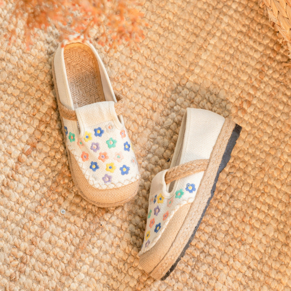 Versatile Women's Fresh Flowers Spring Floral Canvas Shoes